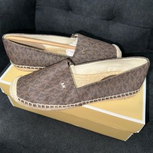 Micheal Kors Espadrille slip on size 5.5 in women, new with box never worn